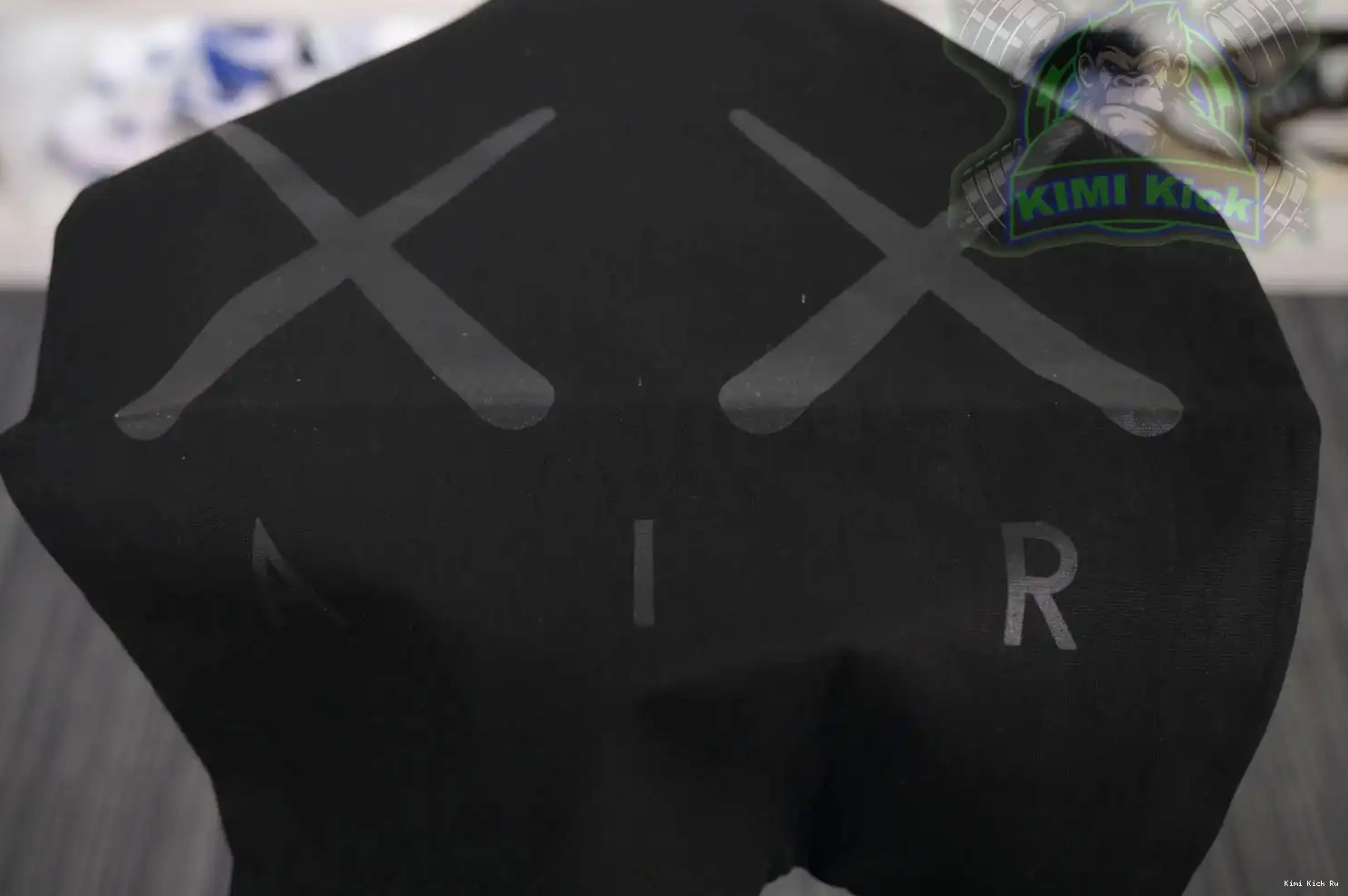 Jordan Kimikick Air black kaws Jordan 4 0612
